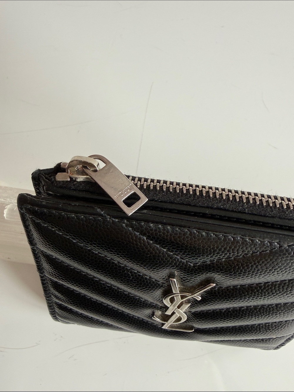 Saint Laurent Cassandre Matelasse Chevron Quilted bi fold wallet Silver Logo - Picture 10 of 17